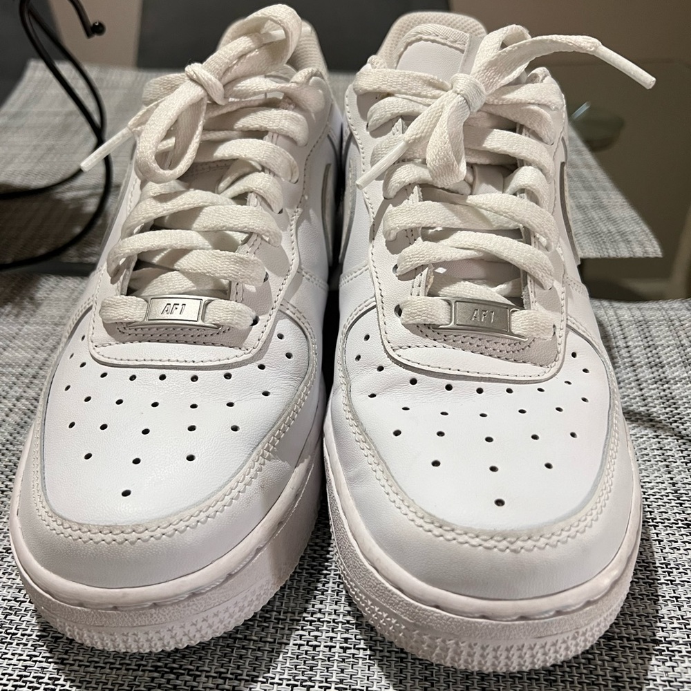 Nike Air Force 1 '07 triple white